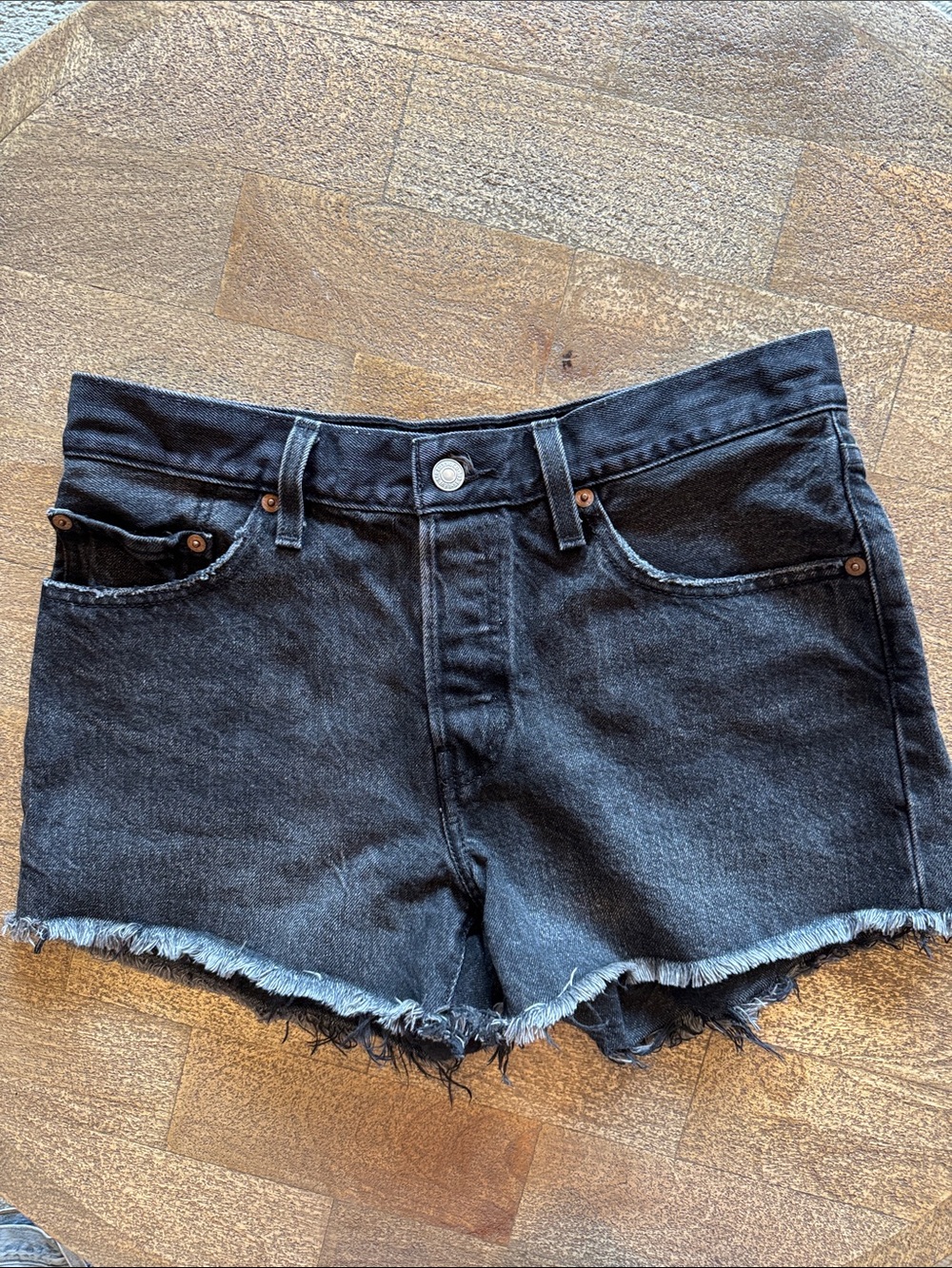 Levi's Black Frayed-Hem Women's Denim Shorts